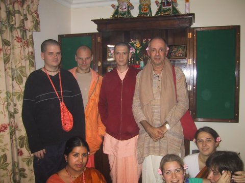 Daniel, Nimi, Kavicandra, Gauranga Sundara, Sitarama, Syamasakhi, Natasha, Lindsay