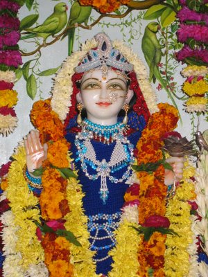 Srimati Vrindadevi at Vrinda Kunda